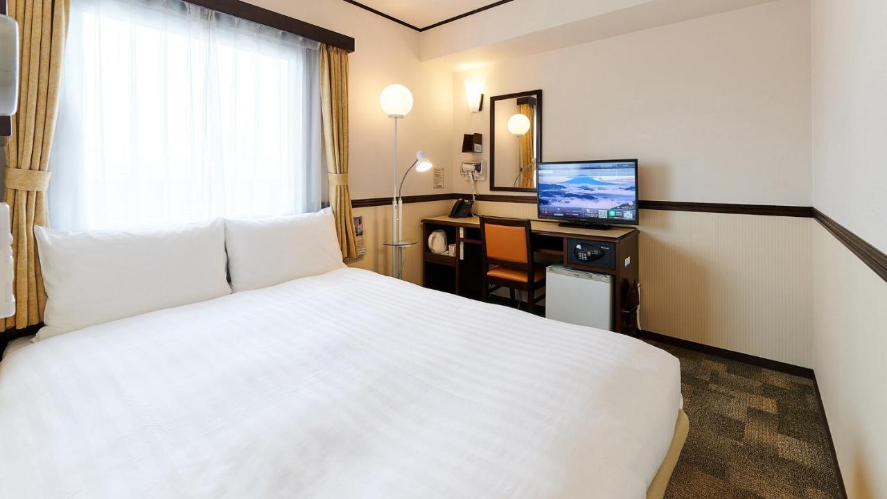 Toyoko Inn Osaka Itami Airport Tojonaka Exteriér fotografie