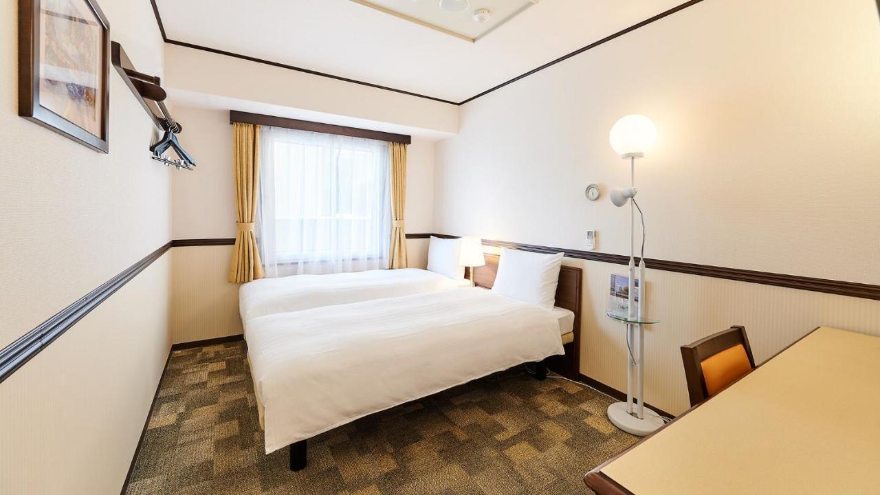 Toyoko Inn Osaka Itami Airport Tojonaka Exteriér fotografie