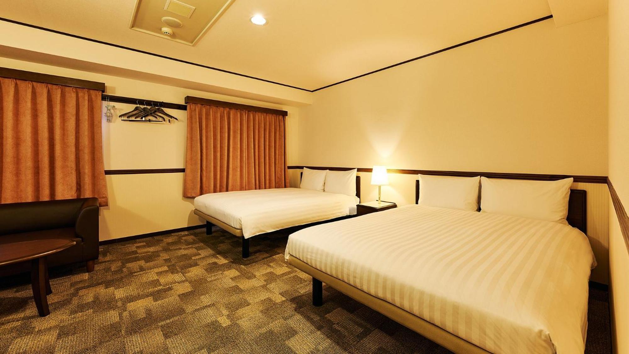 Toyoko Inn Osaka Itami Airport Tojonaka Pokoj fotografie